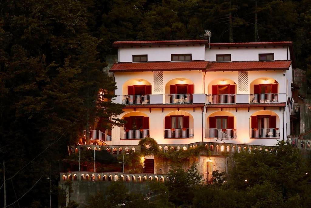 Villa Nina Амальфі Екстер'єр фото